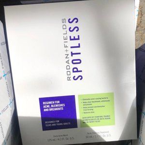 Rodan & Fields R+F Spotless Acne Regimen - Great foryoung people and teenagers!